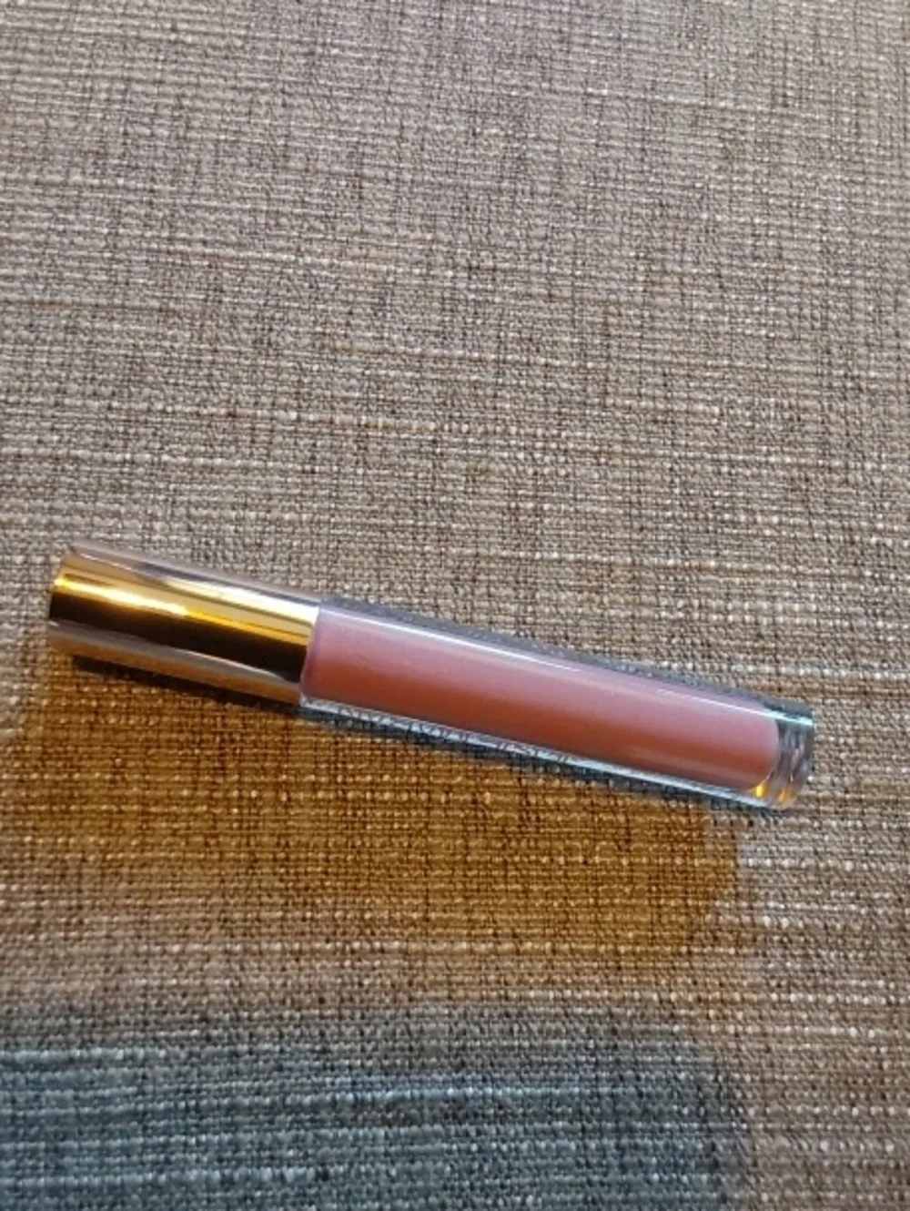 JOSIE MARAN Nude Pink Lip Gloss - Soft Rosy Sheen